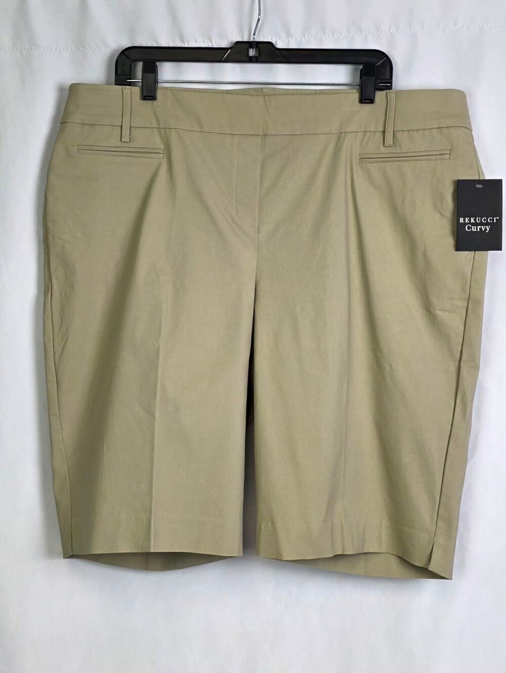 Women's Rekucci Curvy Khaki Pull On Bermuda Shorts Size 20W NEW